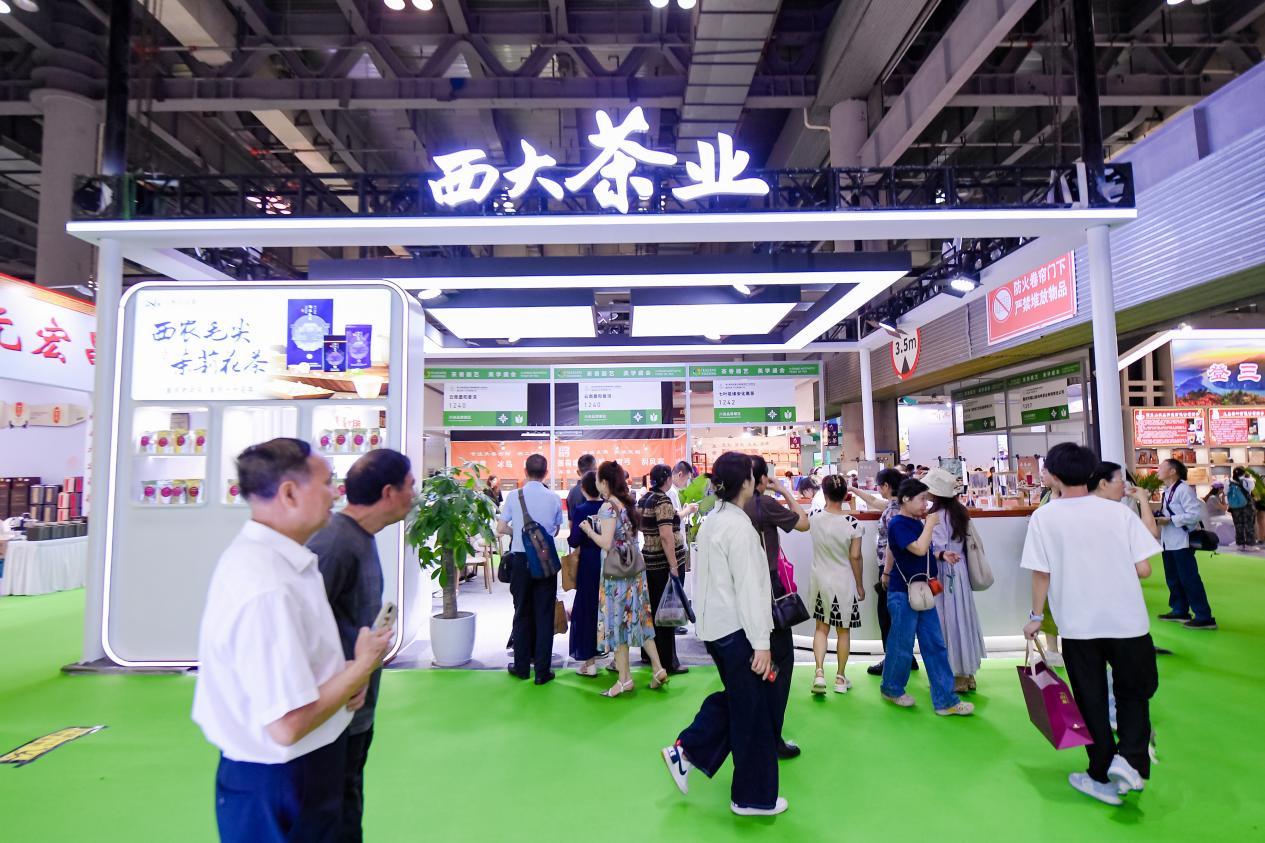 文件名称:image1.jpeg原图大小:NaNGB