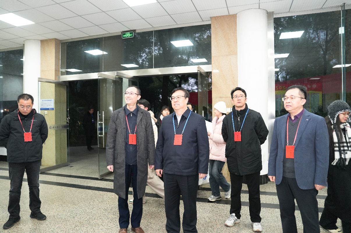 文件名称:image4.jpeg原图大小:NaNGB